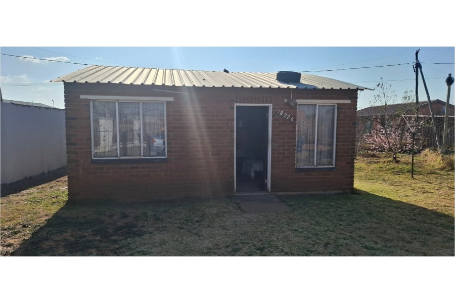 2 Bedroom Property for Sale in Thabong Free State